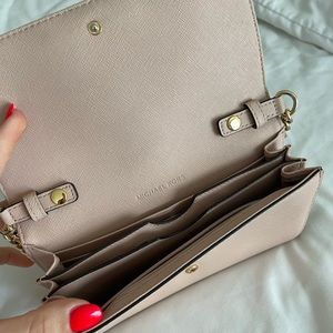 Michael Kors Crossbody Bag